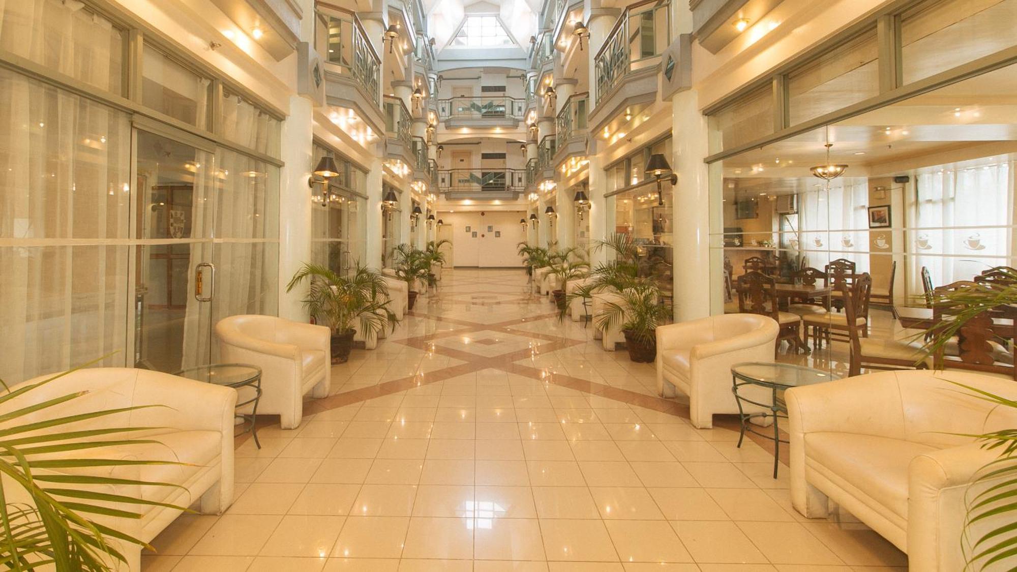 Royal Am Rei Hotel By Reddoorz Bacolod Eksteriør bilde