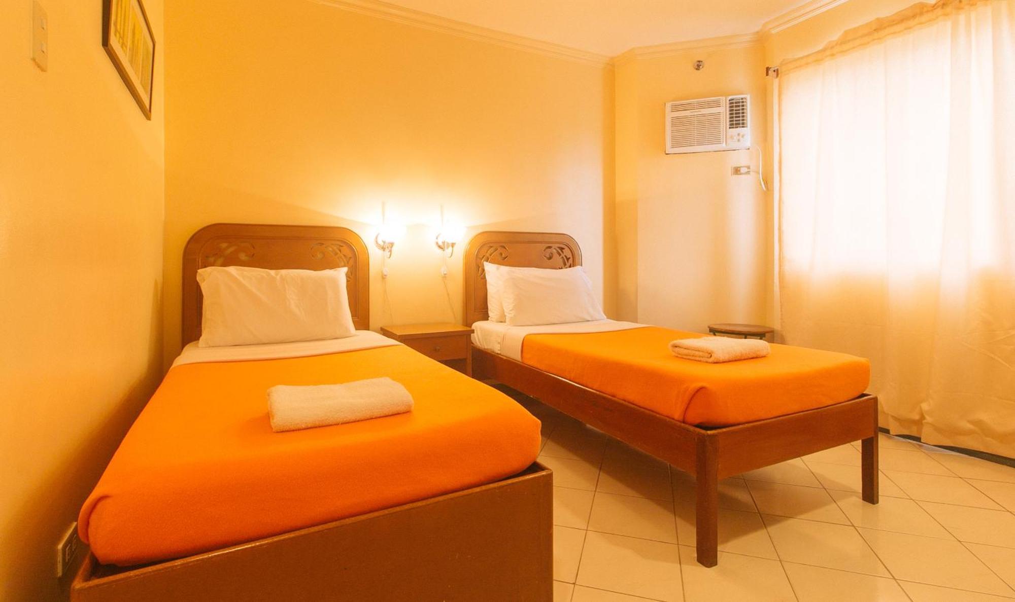 Royal Am Rei Hotel By Reddoorz Bacolod Eksteriør bilde