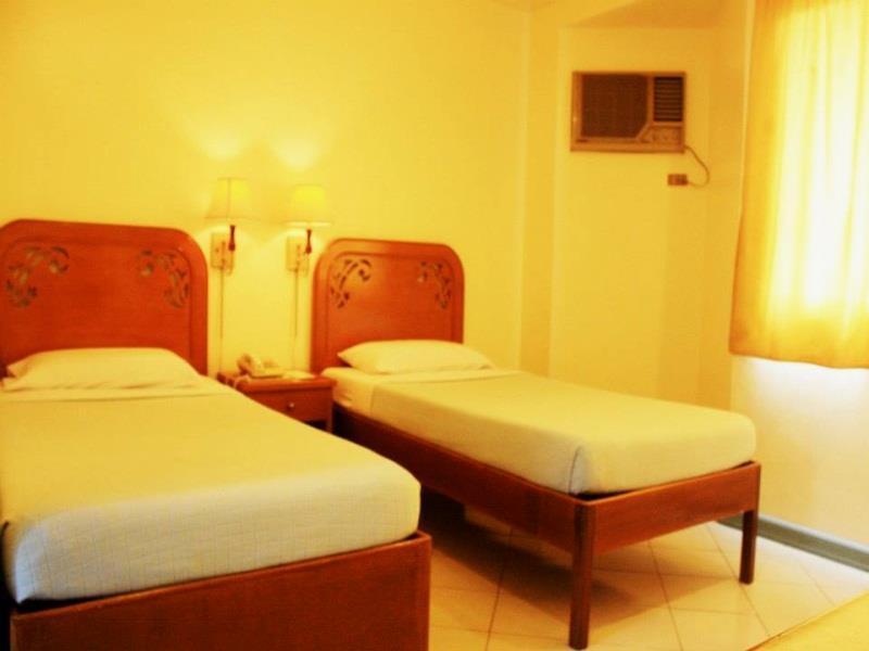 Royal Am Rei Hotel By Reddoorz Bacolod Eksteriør bilde